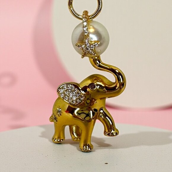 kate spade Jewelry - Rare Kate Spade Winter Carnival Statement Pendant necklace